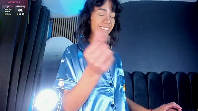 Gina 77 online show from 11/20/25, 12:27