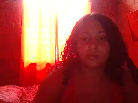 Snapshot of AnaisVelvet11 chatting on 09/12/25, 07:03 AnaisVelvet11 online show from 09/12/25, 07:03