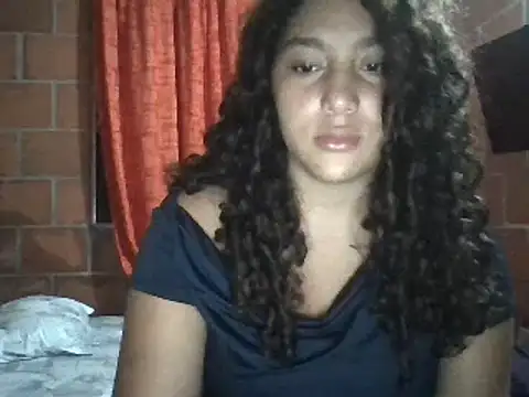 Snapshot of AnaisVelvet11 chatting on 10/12/25, 11:48 AnaisVelvet11 online show from 10/12/25, 11:48