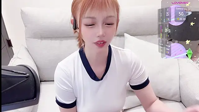 Yucheng  520 online show from 10/18/25, 12:39