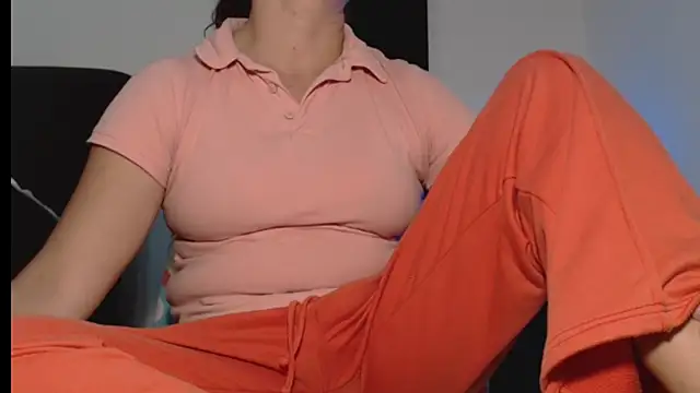 Milf Valeria online show from 02/04/26, 07:09