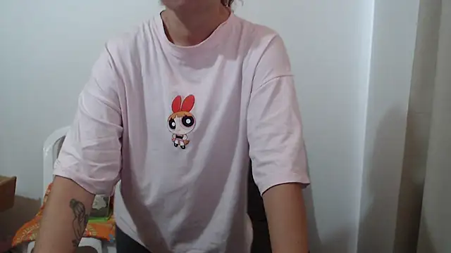 Milf Valeria online show from 06/05/26, 03:40