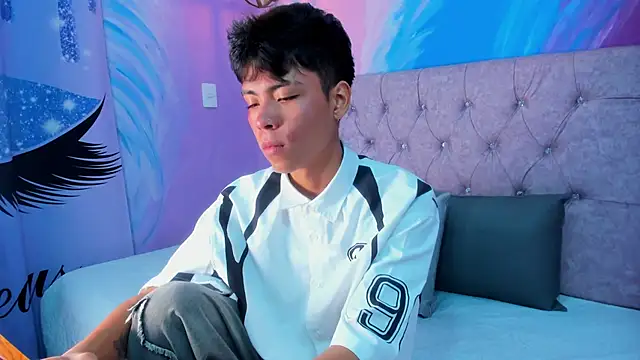 MaxiWildd online show from 03/20/26, 02:11