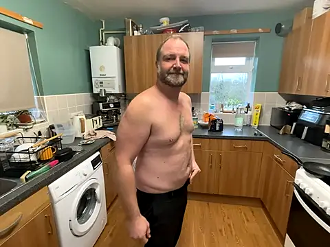 Dilfcam101 online show from 12/17/25, 02:12