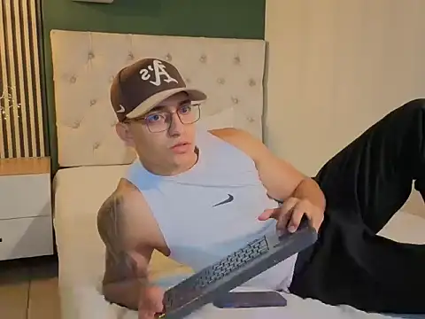 nathan gross online show from 09/23/25, 03:53