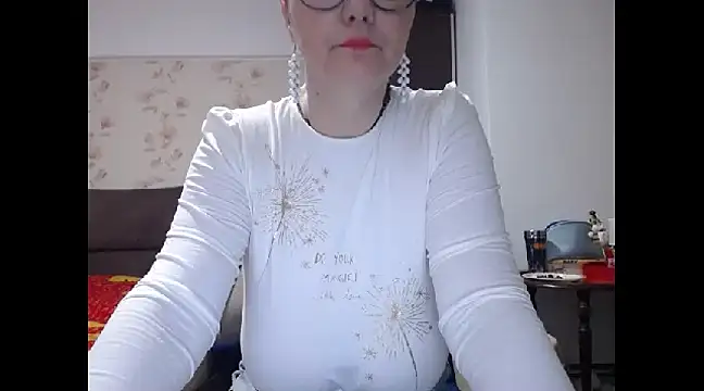 Mary x online show from 02/11/25, 03:50