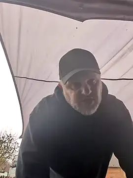 Wir2002Paar online show from 02/22/26, 02:04