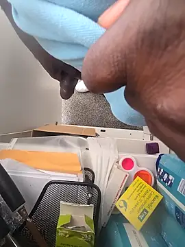 Snapshot of alwayshorny22 chatting on 04/06/26, 08:59 alwayshorny22 online show from 04/06/26, 08:59