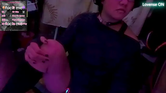 Ftm Bunny online show from 12/17/25, 12:33