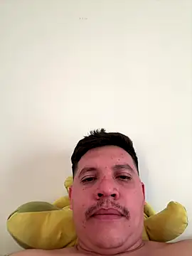 michael877675 online show from 12/22/25, 11:24