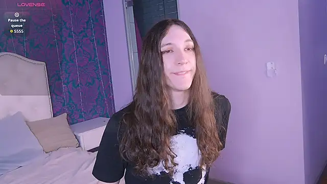 SilverMuse online show from 02/25/26, 09:24