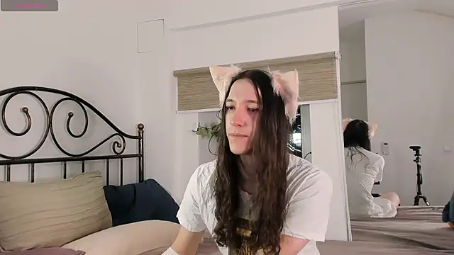 SilverMuse online show from 04/13/26, 12:49