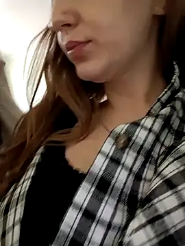 Lissa213 online show from 10/24/25, 10:11