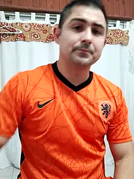 Bradd 32 online show from 02/16/26, 04:08