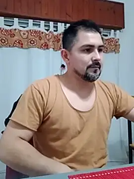 Bradd 32 online show from 06/14/26, 02:35