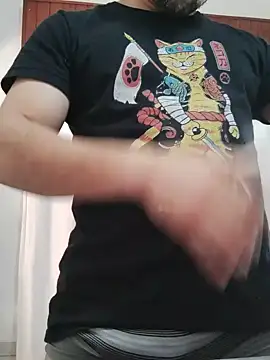 Bradd 32 online show from 06/14/26, 05:59