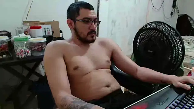 Leonino231 online show from 11/25/25, 04:18