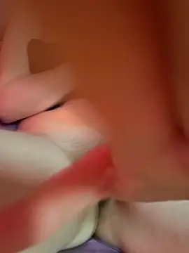 katheline  online show from 04/18/26, 12:53