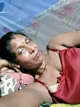 Snapshot of Savita992 chatting on 06/16/26, 07:49 Savita992 online show from 06/16/26, 07:49
