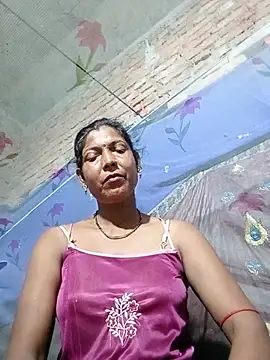 Snapshot of Savita992 chatting on 06/25/26, 12:54 Savita992 online show from 06/25/26, 12:54