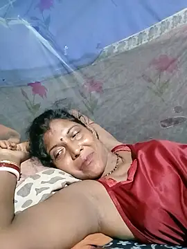 Snapshot of Savita992 chatting on 07/08/26, 11:53 Savita992 online show from 07/08/26, 11:53