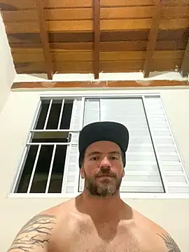 Snapshot of Fefeprazer chatting on 12/03/25, 05:48 Fefeprazer online show from 12/03/25, 05:48