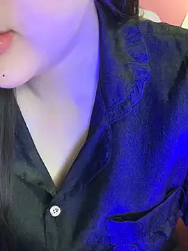 Linhtruong  online show from 04/08/26, 01:16