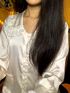 Nhinhi18 online show from 09/25/25, 03:38