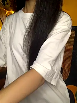 Nhinhi18 online show from 10/08/25, 03:31