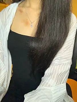 Nhinhi18 online show from 10/20/25, 03:23