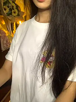 Nhinhi18 online show from 11/10/25, 03:11