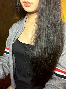 Nhinhi18 online show from 11/13/25, 04:06