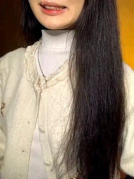 Nhinhi18 online show from 01/07/26, 03:47