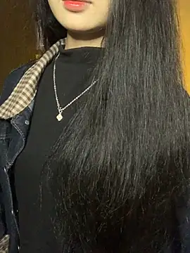 Nhinhi18 online show from 01/11/26, 04:01