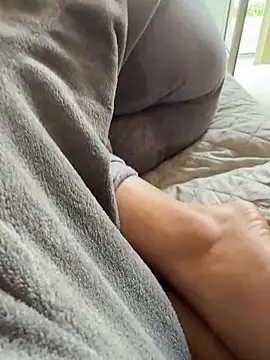 atuttaforza003 online show from 04/20/26, 12:52