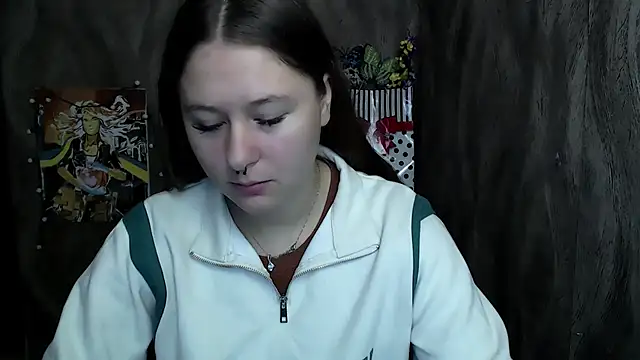 Snapshot of Linda_S_ chatting on 09/19/25, 07:43 Linda S online show from 09/19/25, 07:43