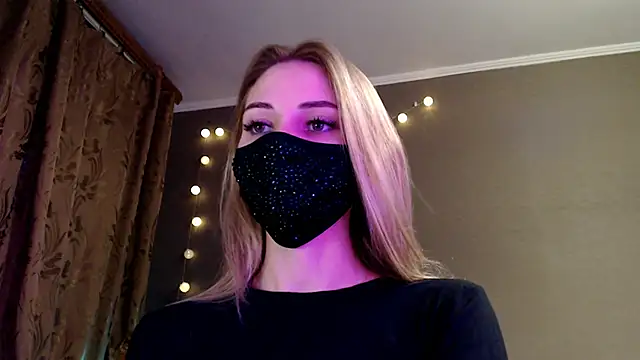 Iris lave online show from 12/14/25, 04:12