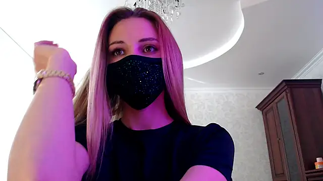 Snapshot of Iris_lave chatting on 06/16/26, 03:47 Iris lave online show from 06/16/26, 03:47