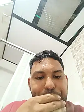 Frank0021 online show from 11/01/25, 10:12