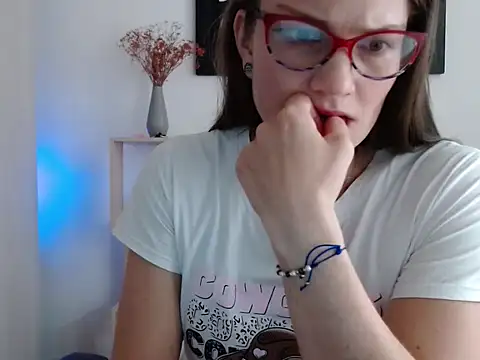 Camila-ventura online show from 10/05/25, 11:30