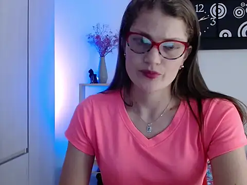 Camila-ventura online show from 10/21/25, 07:14