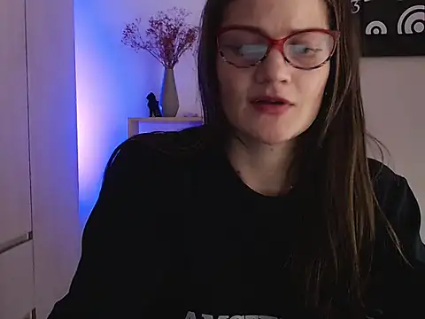 Camila-ventura online show from 10/26/25, 02:17