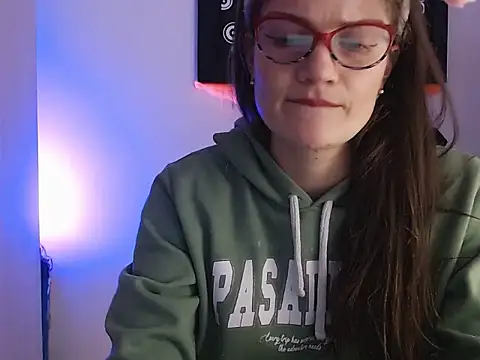 Camila-ventura online show from 11/01/25, 02:19