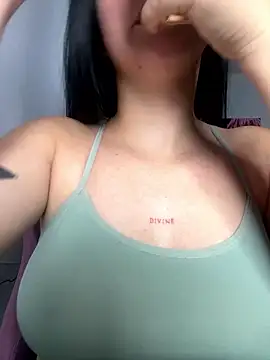 lucy grey25 online show from 01/12/26, 07:08