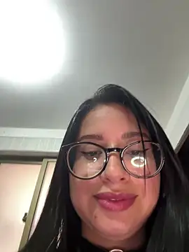 lucy grey25 online show from 04/14/26, 06:36