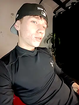 Snapshot of Logan_sixxer chatting on 09/28/25, 09:42 Logan sixxer online show from 09/28/25, 09:42