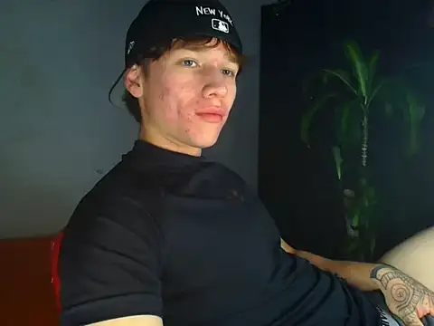 Logan sixxer online show from 11/14/25, 11:13