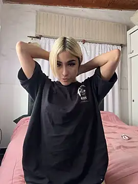 Babylovetiernax online show from 04/29/26, 03:27