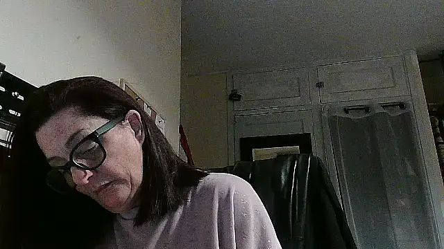 Mistress-Ivy51 online show from 11/10/25, 06:34