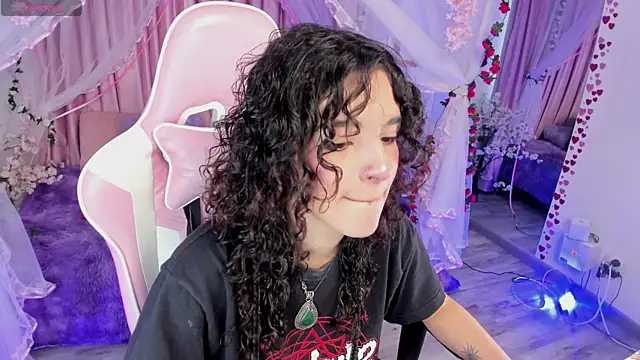 bunny curly online show from 09/14/25, 01:32